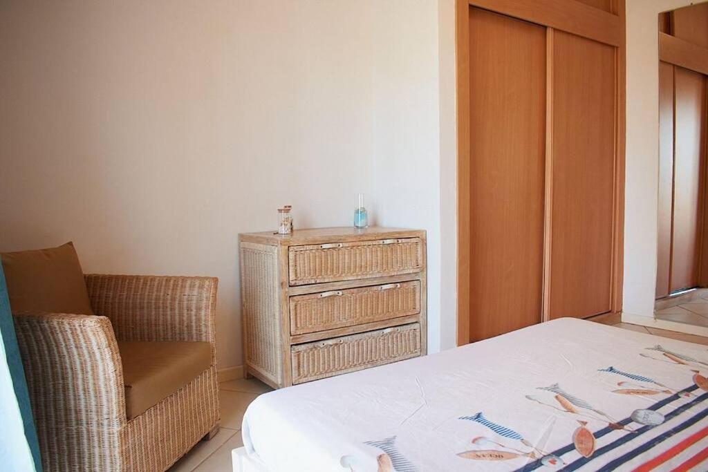 Apartamento Santana - T2 Confortavel A 300 M Da Praia De Santa María Exterior foto